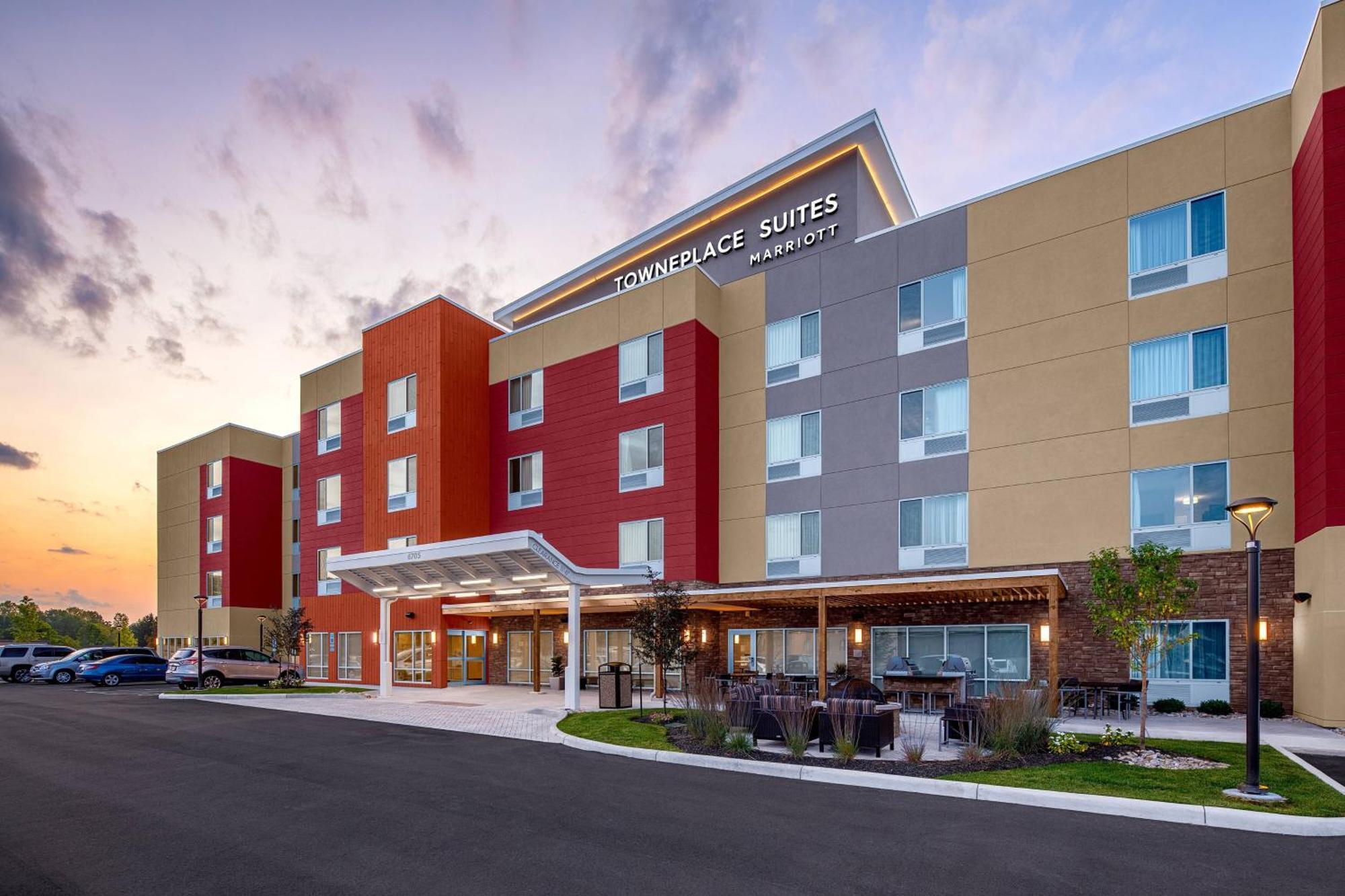Towneplace Suites Cincinnati Fairfield Exterior foto